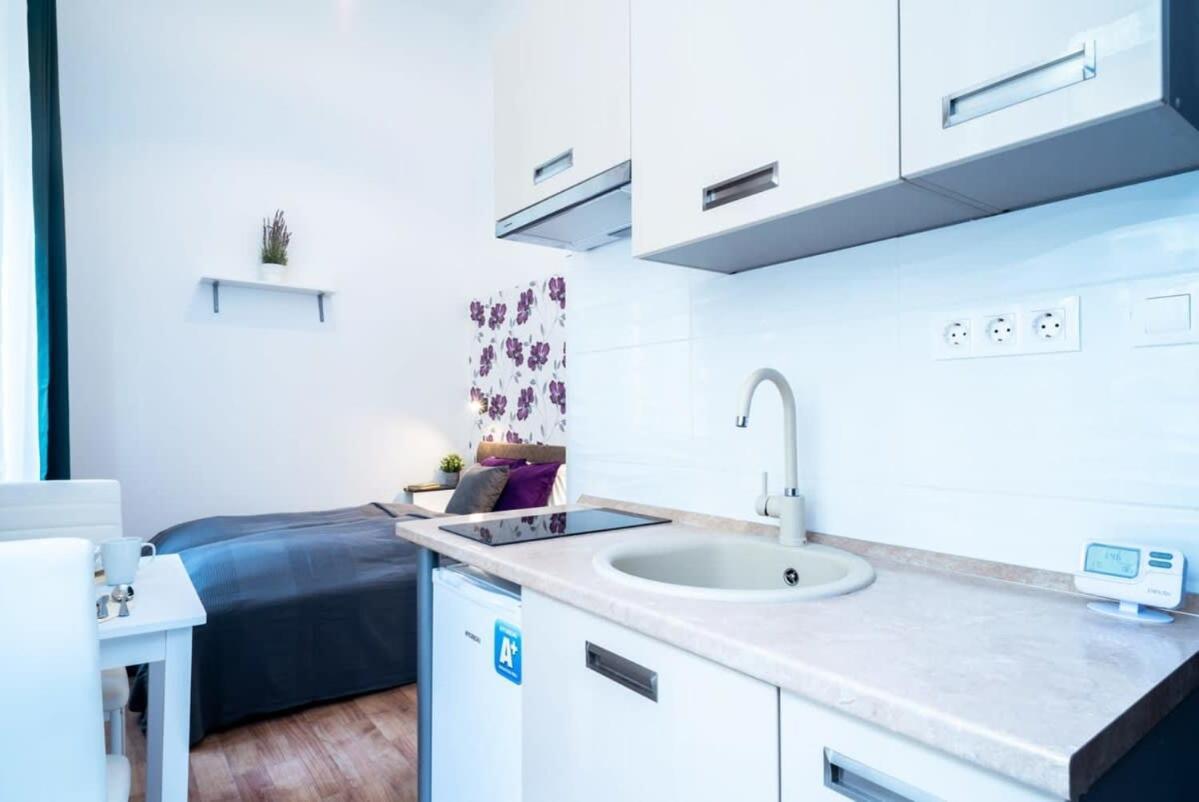 Modern Intimate Studio In The Center Budapest Eksteriør bilde